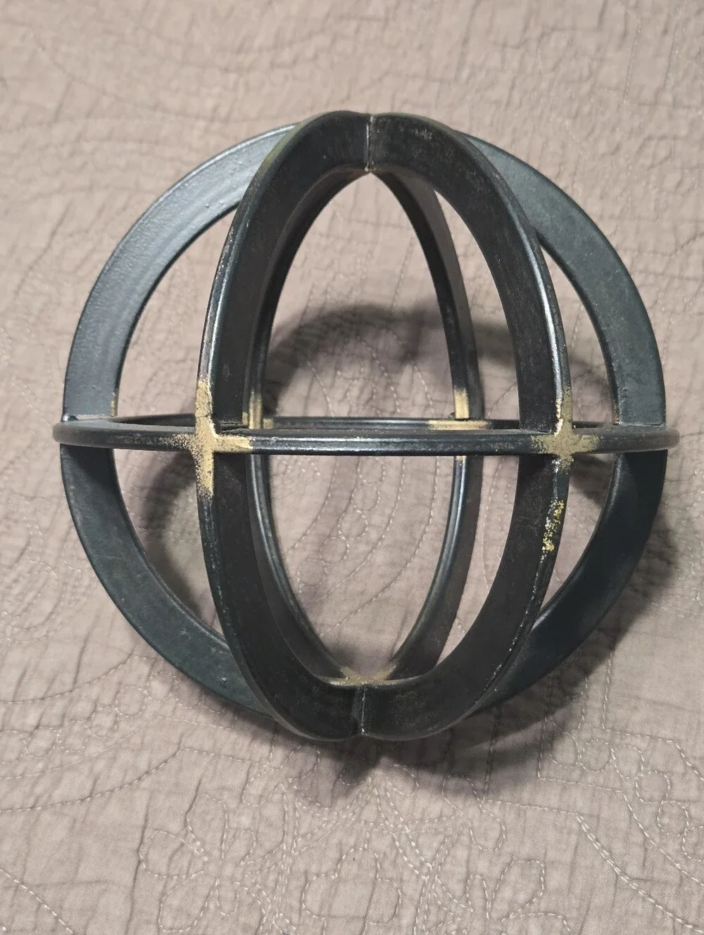 Metal gail decor ball in bronze gold and black orb colors, 6.75